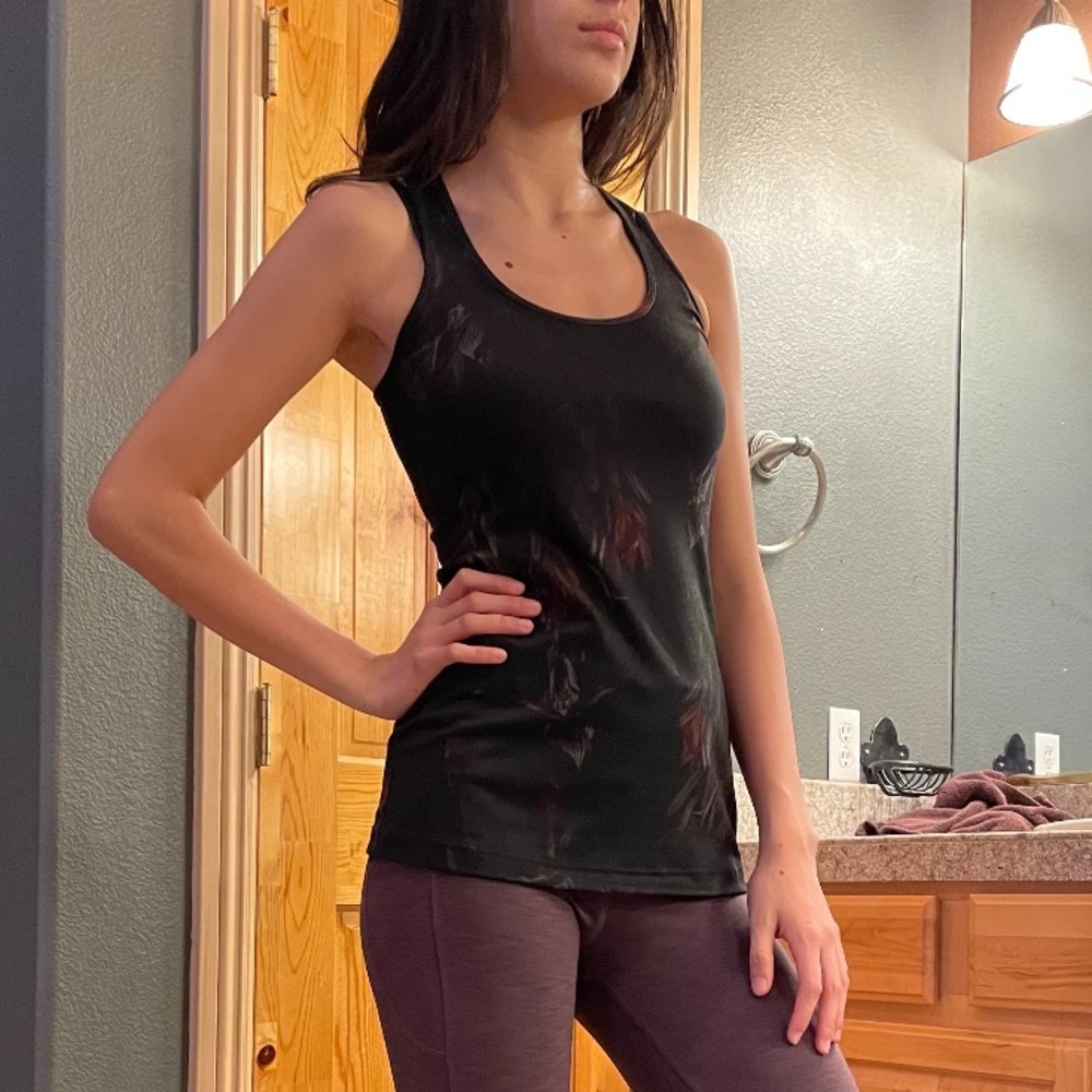 🍋 LULULEMON RACERBACK TANK - Picture 4 of 6